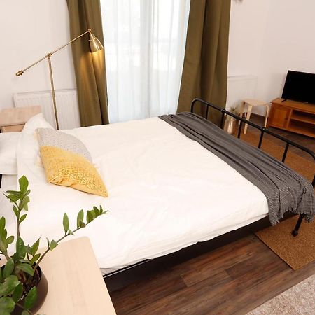 Stylish Concept Studio Bucarest Esterno foto